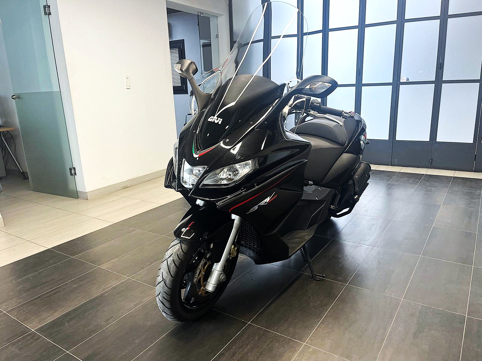 Zil APRILIA